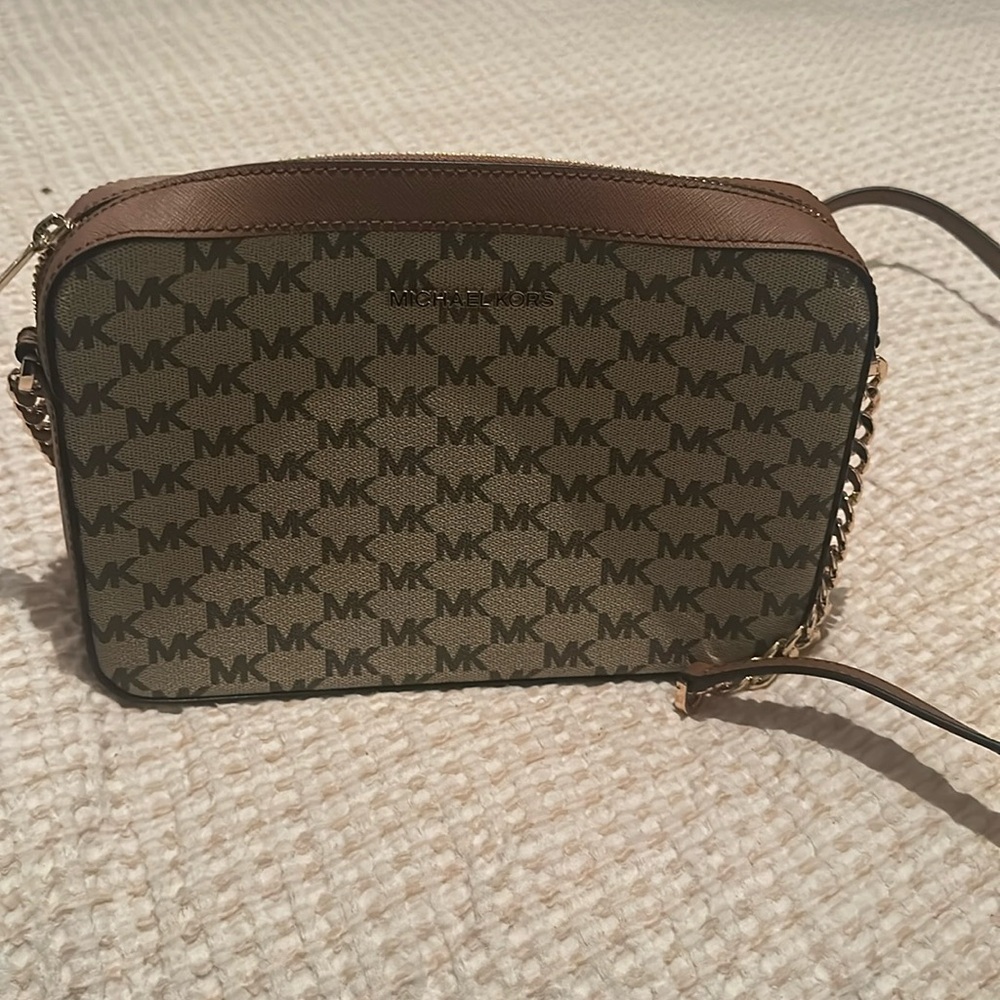 Michael Kors Jet Set Large Printed Logo Crossbody Bag